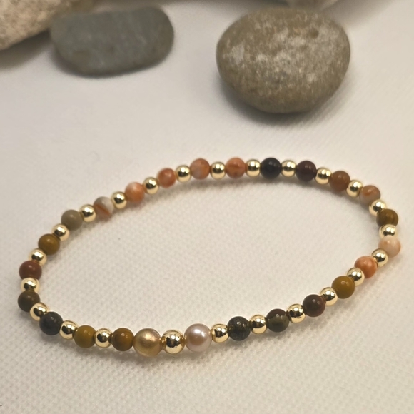 Stretchy bracelet - Picture 3 of 13